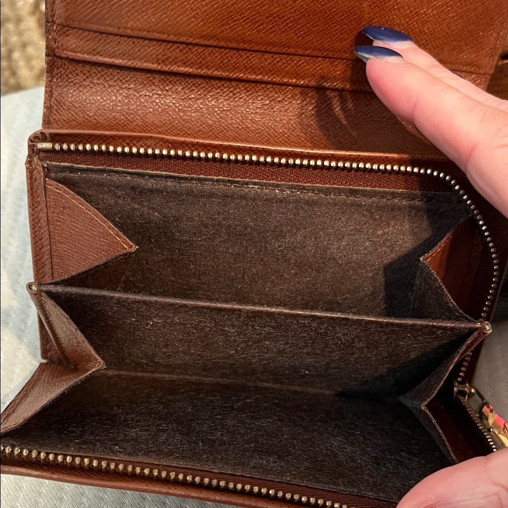 Project Louis Vuitton Dark Brown Monogram Wallet Set Snaps Need to be fixed - Picture 13 of 16